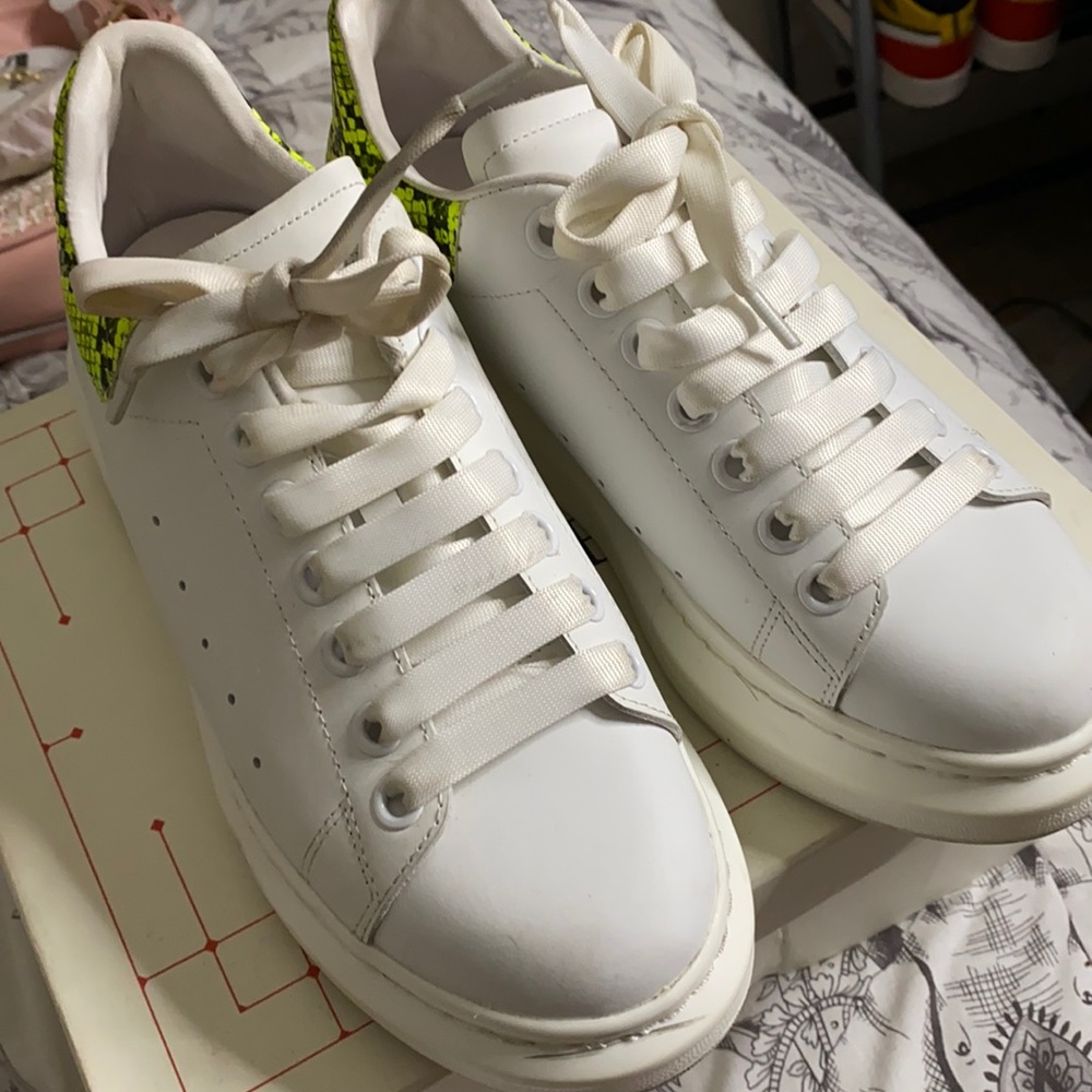 Alexander Mcqueen Neon Green Snakeskin Sneakers